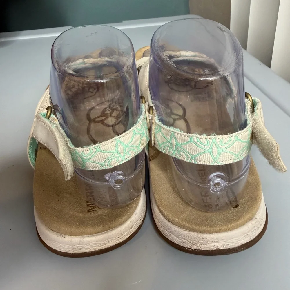 Merrell Beige and Tan Women's Sandals